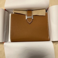 エルメス　ベアンコンパクト　ゴールド　新品未使用品
