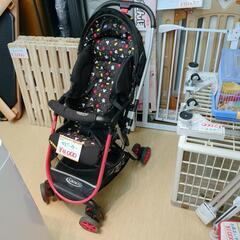GRACO☆ベビーカー☆ブラック＆ミッキーマウス柄、収納可、移動...