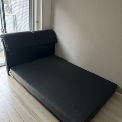 ダブルベッドフレーム 定価176,100円→2万円で譲ります