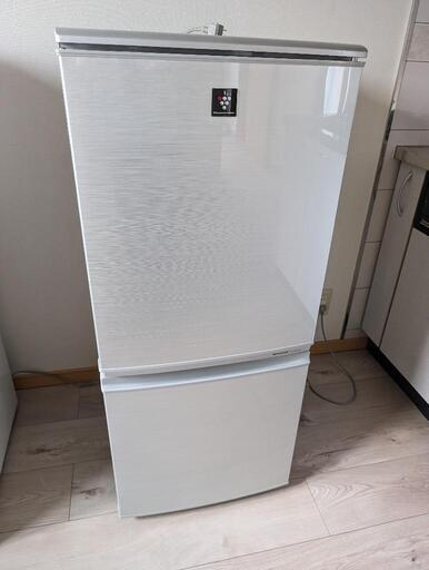 SHARP　冷蔵庫　137L