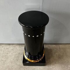 美品『AHURA』アウラ ceramic 台座 花台 飾り台 オブジェ コラム スワロフスキー 陶器 陶器製 置物 置き物 イタリア製 ゴールド ブラックの画像