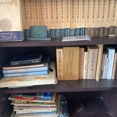 天皇に関する書物お譲りします