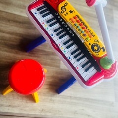 【Amazon販売価格7500円】ローヤル キッズキーボードの画像