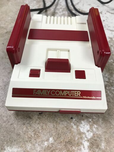 クラシックミニ ファミリーコンピュータ Nintendo　任天堂 ニンテンドー CLV-101　レトロ ゲーム ファミコン 堺市 石津 ジャングルジャングル石津