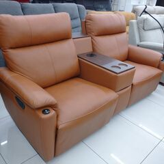 YAMADA/電動ソファ/USBポート付き、カップホルダー付き✨3090?