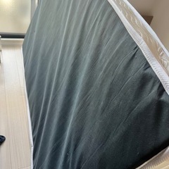 LOWYA マットレス　セミダブルの画像