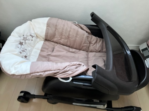 コンビ　ネムリラ