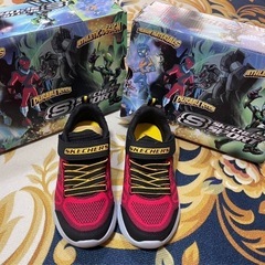 SKECHERS新品未使用の画像
