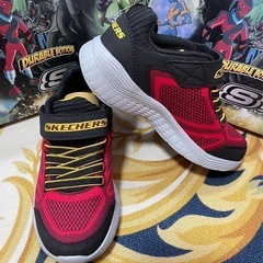 SKECHERS新品未使用の画像