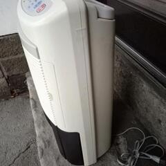 TOSHIBA除湿器　PADｰ８０SA　９８年製　動きますの画像