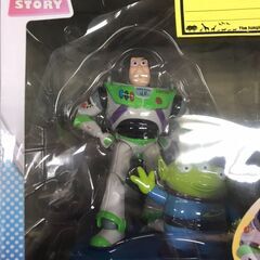 トイストーリー　TOY STORY　バズライトイヤー＆エイリアン...
