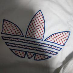 adidas  コンパクトTシャツの画像