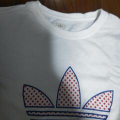 adidas  コンパクトTシャツの画像