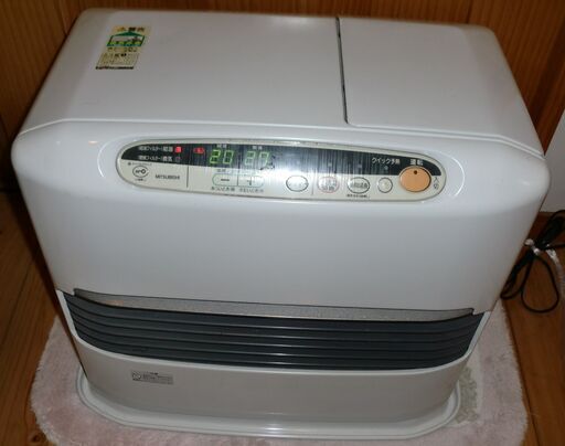 （お話し中）三菱　石油ファンヒーター　KD-D523-W　ビッ９リットル　消臭王国:/快適床吹き暖房　木造13畳コンクリート18畳