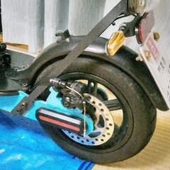 特例特定小型キックボードES1プロの画像
