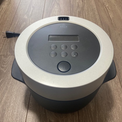 バルミューダ　炊飯器