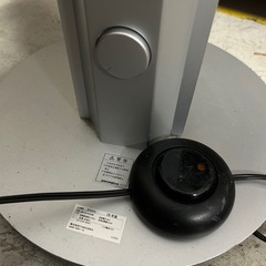 LEDスタンド照明10万円以上する物の画像