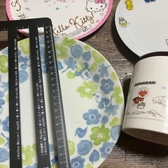 キャラもの食器の画像