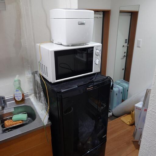 【引き渡し者決定】【メッセージ早い方優先】一人暮らし応援　冷蔵庫、電子レンジ、炊飯器セット