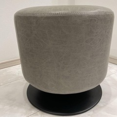 【A級美品】【残1点】高級 360度回転ラウンドスツール 入手困難 50%オフ A級美品】【残1点】高級 360度回転ラウンドスツール 入手困難 50%オフ