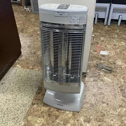 セラムヒート 遠赤外線暖房機 ERFT11TS-W 2016年製 ホワイト ヒーター 札幌 東区