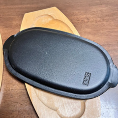 南部鉄　ステーキ皿2枚の画像