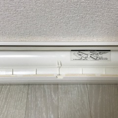 【カインズ】スパッと切れるラップケース ホワイトーNの画像