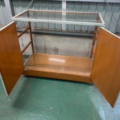 店舗用　ガラスキャビネットの画像