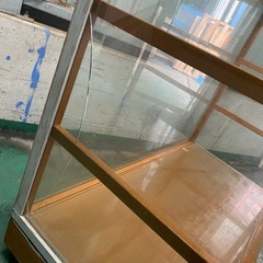 店舗用　ガラスキャビネットの画像