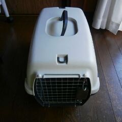 ペットキャリー　ケージ　猫用　プラスチック製　サイズ 長さ約47...