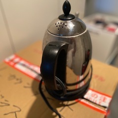 電子ケトル、圧力鍋、グラスやシャンパンクーラーなどその他たくさんの画像