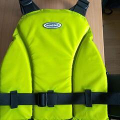 モンベルライフジャケットの画像