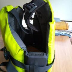 モンベルライフジャケットの画像