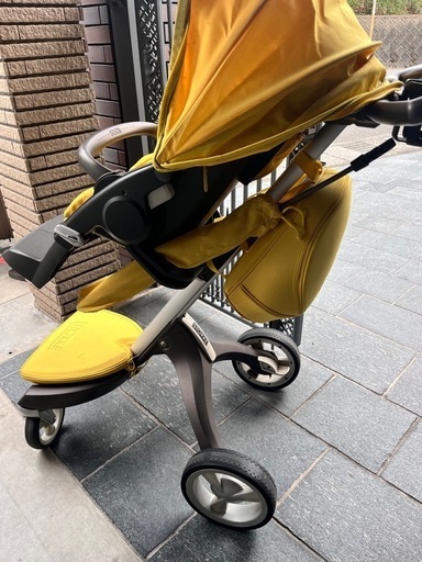 北欧ブランド ストッケ ベビーカーエクスプローリー　イエロー