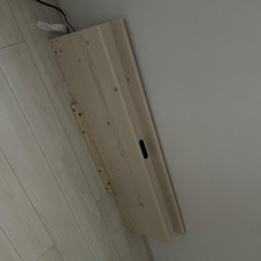 セミダブルベッドのヘッドボード
