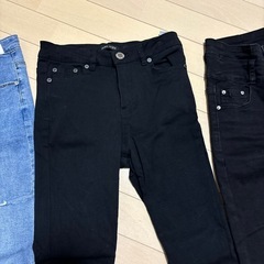 ほぼ新品パンツまとめうりの画像