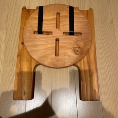 Kumimoku クロスレッグチェアの画像