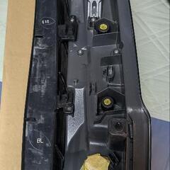 11/3限定　あげます。ヴォクシー ZRR80W 左ﾃｰﾙﾗﾝﾌﾟの画像