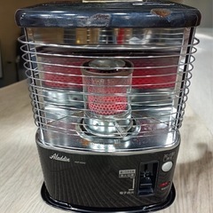 ★八4860【中古品】アラジン　石油ストーブ  AKP-S242