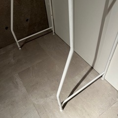 収納ラックの画像