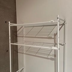 収納ラックの画像