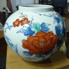 お下げ致しました！飾り壺・牡丹！記念に頂き保管致していました、お...