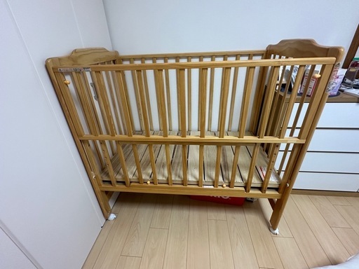ベビーベッド　70×120 カトージ