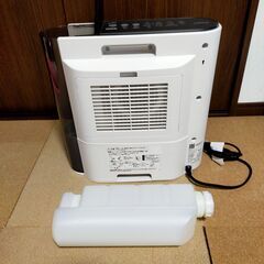SHARP加湿セラミックファンヒーターの画像