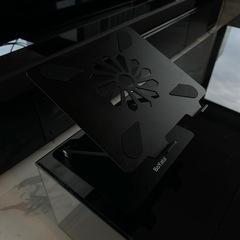 定価¥3,799 ほぼ新品(一度開封したのみ) PCスタンド　パソコンスタンド　Boyataの画像