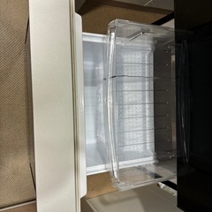 シャープの冷蔵庫SJ-GD14C-Bの画像