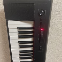 ジャンク品　キーボード YAMAHA NP-32b 17年製の画像