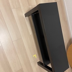 黒い棚