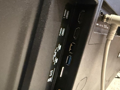 本日 最後にしますお近くの方本日引き取り限定値下げしますのでご連絡下さい。　LUCA 　65型　　液晶テレビ　2020年製　