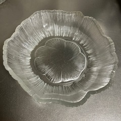 お値下げしました！ガラス皿  2つセットの画像